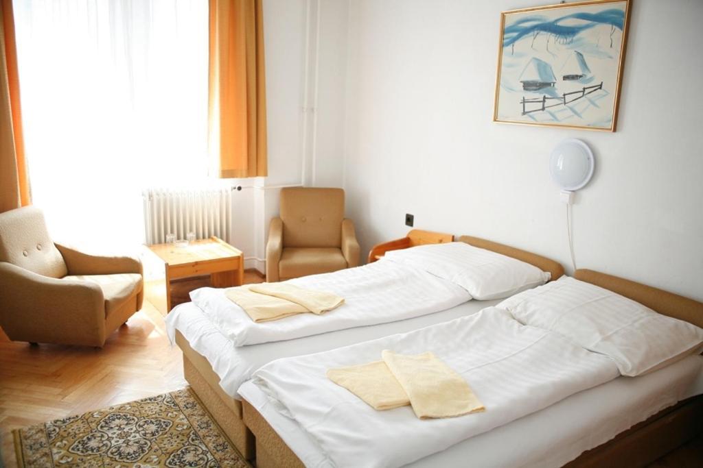 Hotel Bara Gellert Budapest Eksteriør bilde